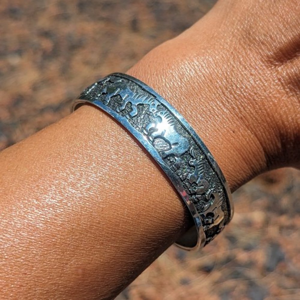 Navajo Cuff Bracelet Horses Handmade Sterling Silver Signed Becenti Sz 6.75 ***